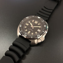 Load image into Gallery viewer, STEELDIVE 200M Dive Watch Automatic Mechanical Men's watch NH35 Japan C3 Super Luminous Diver watch men watches Stainless Steel