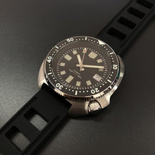 Load image into Gallery viewer, STEELDIVE 200M Dive Watch Automatic Mechanical Men's watch NH35 Japan C3 Super Luminous Diver watch men watches Stainless Steel