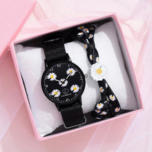 Load image into Gallery viewer, Fashion Daisy Flowers Nylon Band Watches For Women Casual Analog Quartz Wristwatches Women Watches Ladies Clock Relogio Feminino
