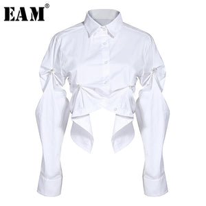 [EAM] Women White Asymmetrical Pleated Blouse New Lapel Long Sleeve Loose Fit Shirt Fashion Tide Spring Autumn 2020 1N883