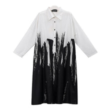 Load image into Gallery viewer, [EAM] Women Prints Split Joint Short Big Size Blouse New Lapel Short Sleeve Loose Fit Shirt Fashion Spring Summer 2020 1D7510
