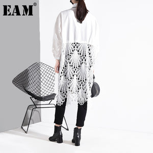 [EAM] Women Back Lace Hollow Out Big Size Long Blouse New Lapel Long Sleeve Loose Fit Shirt Fashion  Spring Autumn 2020 1S025