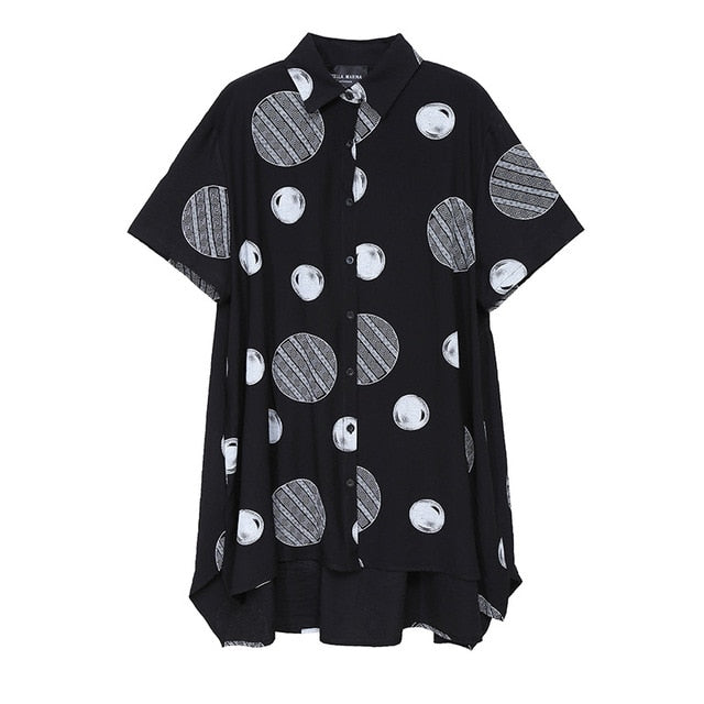 [EAM] Women Black Dot Printed Big Size Irrgular Blouse New Lapel Half Sleeve Loose Fit Shirt Fashion Spring Summer 2020 1U914