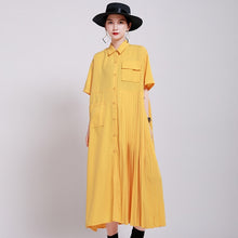 Load image into Gallery viewer, [EAM] Women Green Pleated Split Big Size Shirt Dress New Lapel Half Sleeve Loose Fit Fashion Tide Spring Summer 2020 1W199
