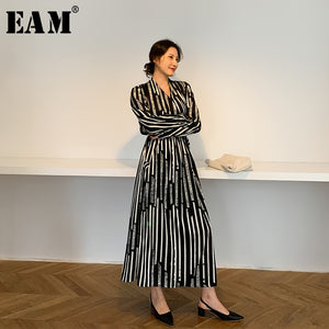 [EAM] Women Black Striped Bandage Long Chiffon Dress New V-Neck Long Sleeve Loose Fit Fashion Tide Spring Summer 2020 1W497