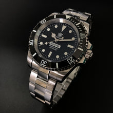 Load image into Gallery viewer, STEELDIVE 1954 Oman Special Design 200m Waterproof Dive Watch NH35 Sapphire  Automatic Watches C3 Luminous Mens Diver Watches
