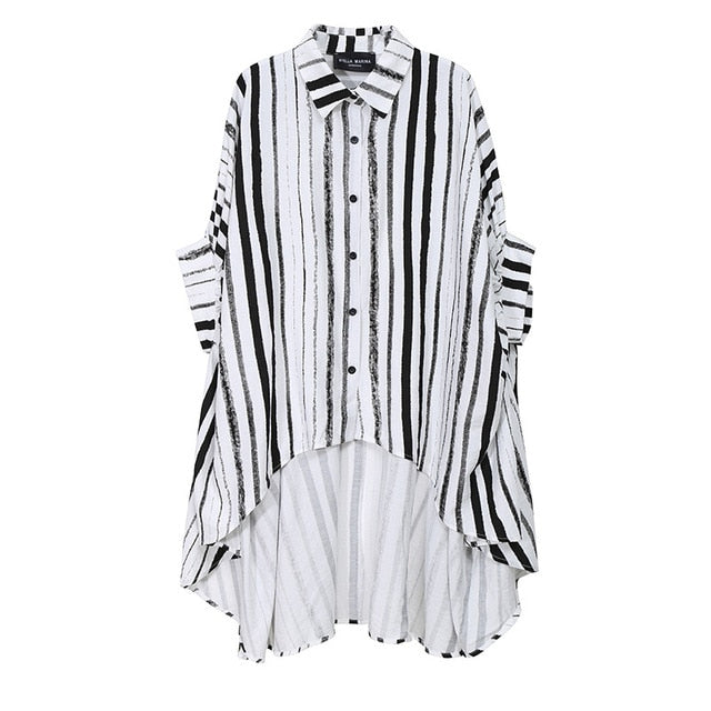 [EAM] Women Black Striped Irregular Big Size Blouse New Lapel Half Sleeve Loose Fit Shirt Fashion Tide Spring Summer 2020 1X922