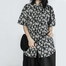 Load image into Gallery viewer, [EAM] Women Black Pattern Printed Big Size Blouse New Lapel Half Sleeve Loose Fit Shirt Fashion Tide Spring Summer 2020 1X310
