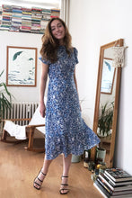 Load image into Gallery viewer, Trendyol Patterned Dress TWOSS20EL0894
